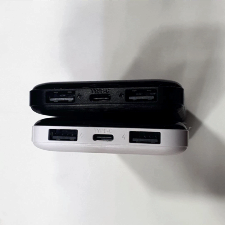 Power bank черные и белые 2